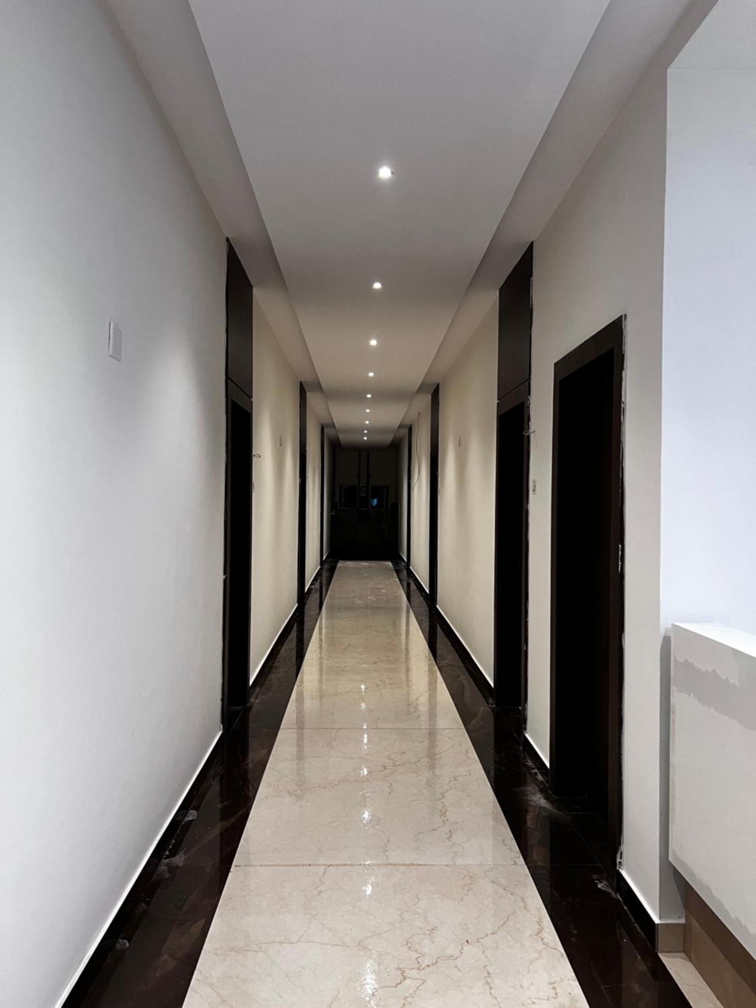 Hotel Sunshine Residency Mancherāl Exteriér fotografie